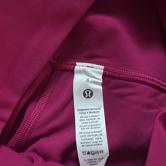 LULULEMON ALIGN HR LEGGINGS 28” in WILD BERRY (WLDB) SZ 8 NWT - Picture 13 of 14